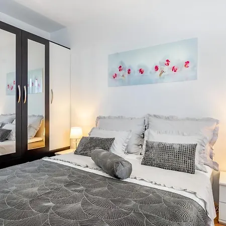 Beach Simphony Apartment *